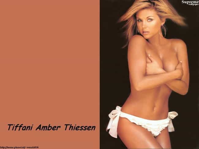 The Hottest Tiffani Amber Thiessen Bikini Pictures 🍀ViraLuck